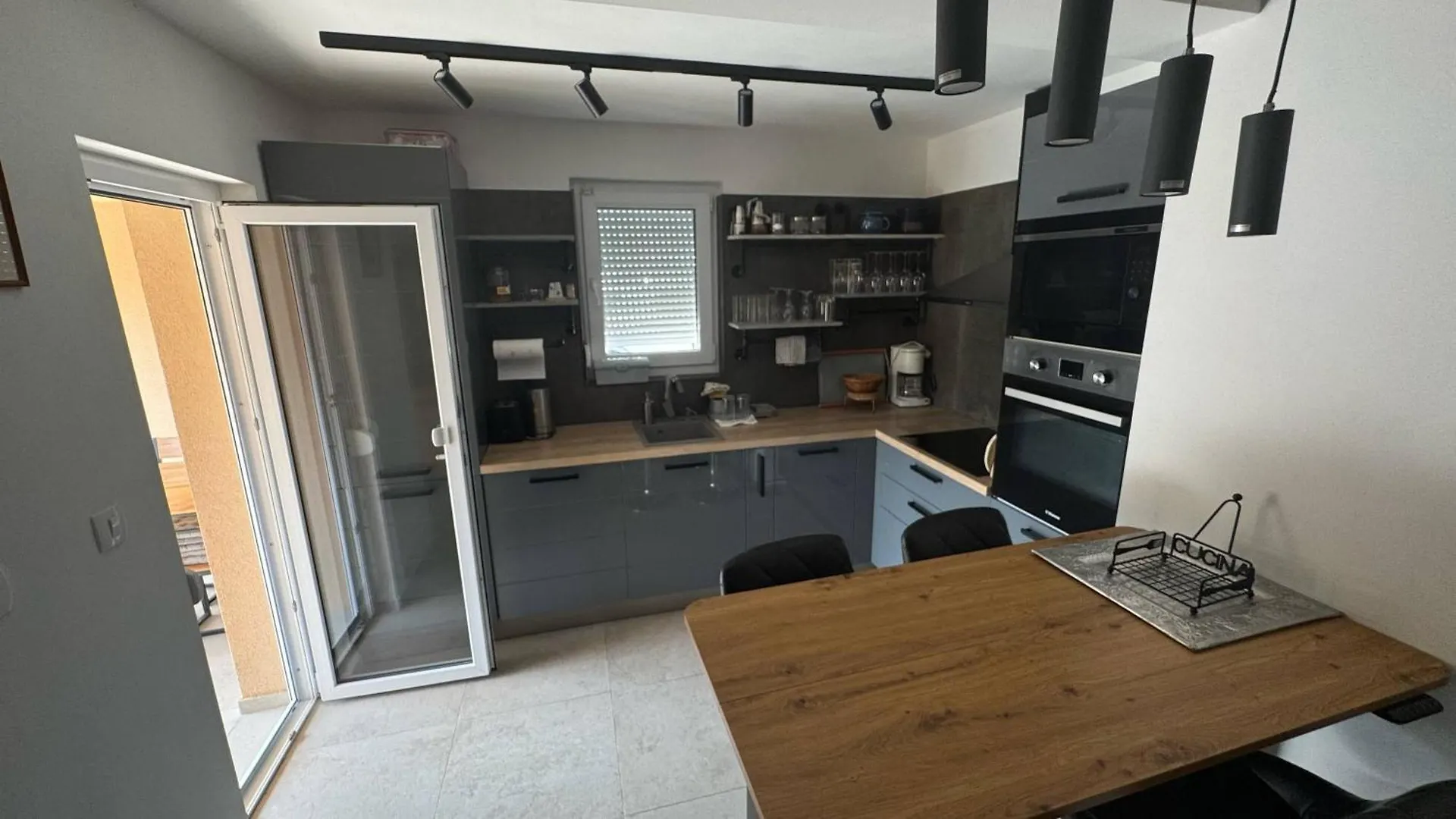 Apartment'S Tatjana Rabac